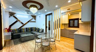 4bhk affordable flat in Uttam Nagar | 4 bhk flat in uttam nagar near Metro