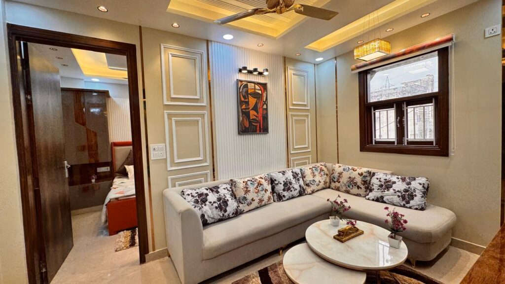  2 BHK flat in Dwarka 