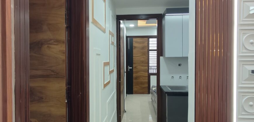 2 bhk flat in delhi uttam nagar