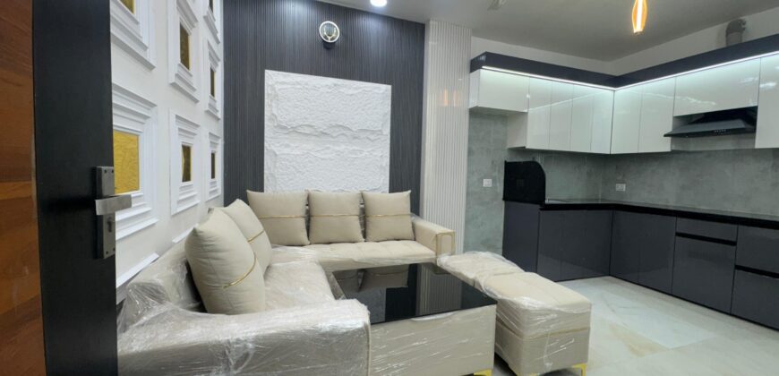 2BHK Flat in Shrichand Park, Uttam Nagar