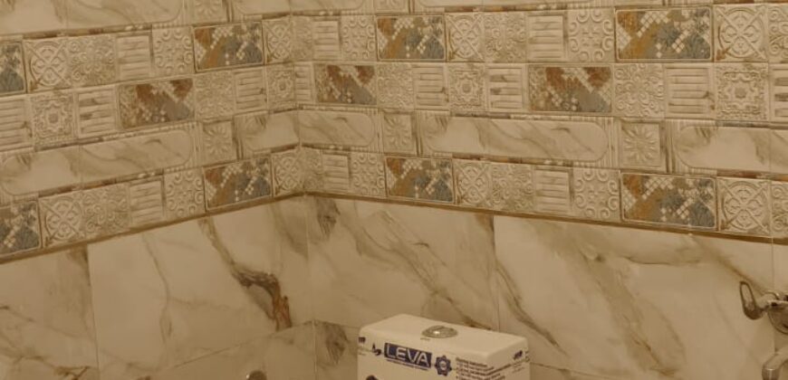 Modern 3 BHK Flat with Lift, Car Parking & Common Roof | Prime Location in Delhi