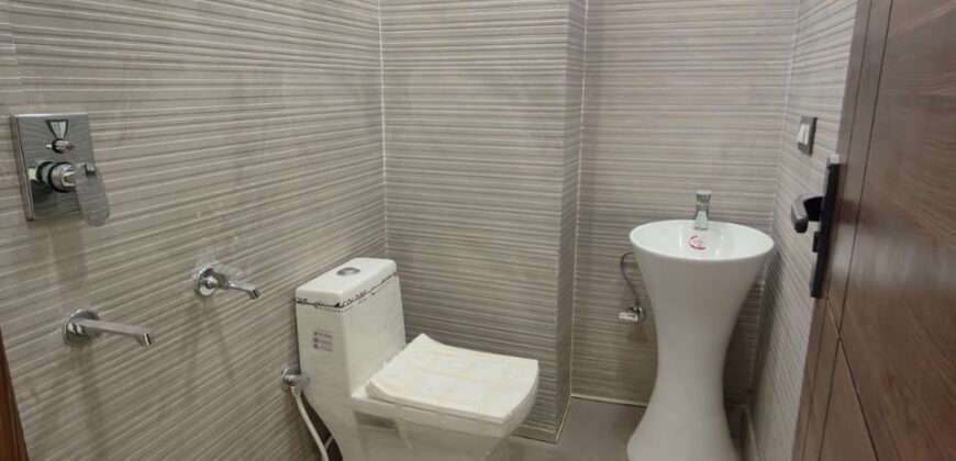 Front Side 2 BHK Flat in S Block Mohan Garden – 50 Gaj Home on 180 Gaj Plot