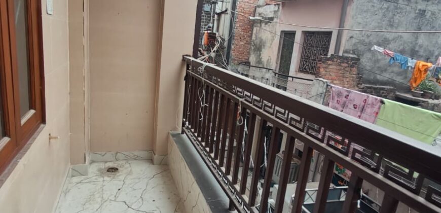 Affordable 2 BHK Flat in Mohan Garden | Near Swastik Gandhi Chowk | Close to Dwarka Mor Metro