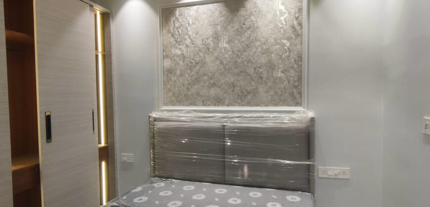 Spacious 3BHK Flat Mohan Garden | Prime Location Near Metro