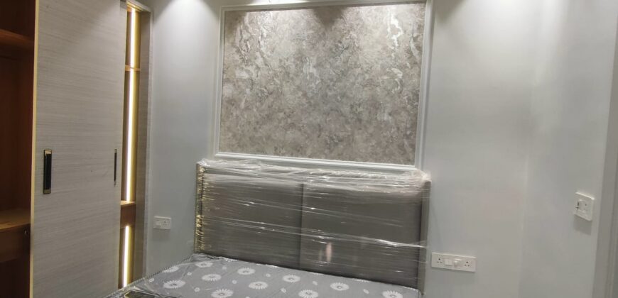 Spacious 3BHK Flat Mohan Garden | Prime Location Near Metro