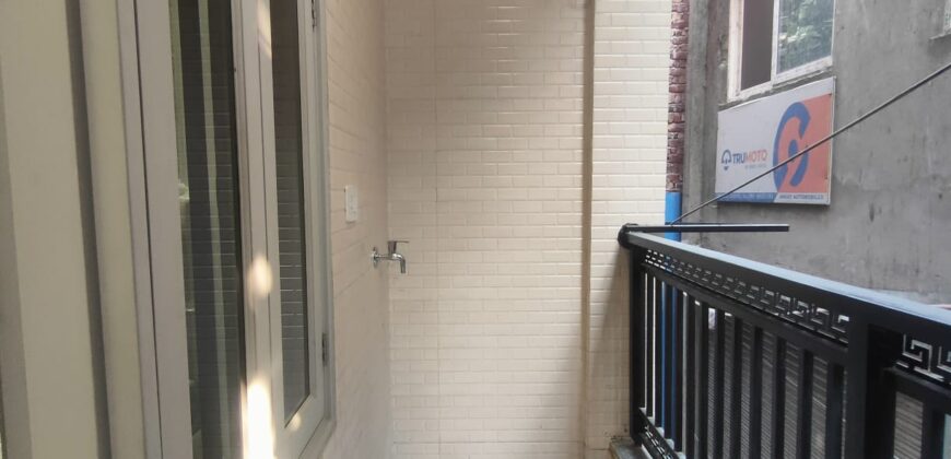 Spacious 3BHK Flat Mohan Garden | Prime Location Near Metro