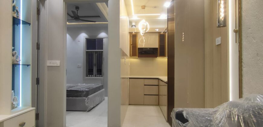 Spacious 3BHK Flat Mohan Garden | Prime Location Near Metro