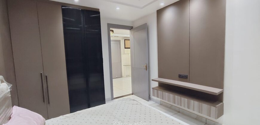 Beautiful 3 BHK Flat – Front Side, Mansa Ram Park, Delhi