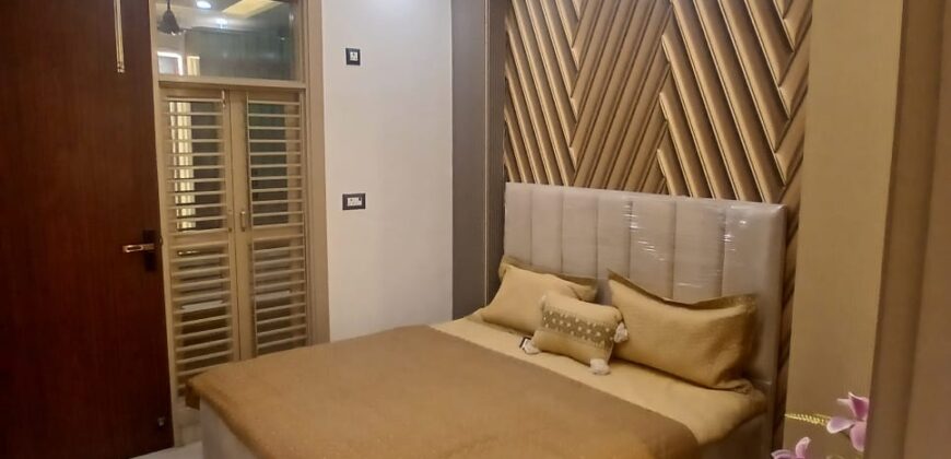 Spacious 2BHK Flat in Mansa Ram Park, Delhi | Prime Location | Ready to Move