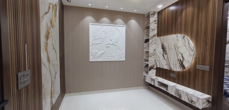 Spacious 2 BHK Flat in Mohan Garden D Block | Prime Location & Metro Access