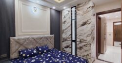 Spacious 3 BHK Flat in Mohan Garden D Block | Prime Location & Modern Amenities