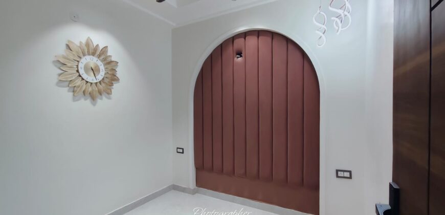 Premium 3BHK Flat Mohan Garden | Star Shine School Nearby