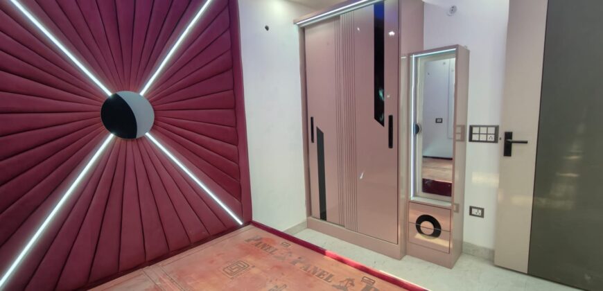 Spacious 3 BHK Flat in Mohan Garden | Premium Family Home