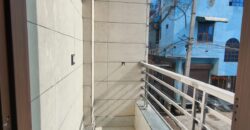 Modern 3 BHK Flat with Lift & Parking in Mohan Garden