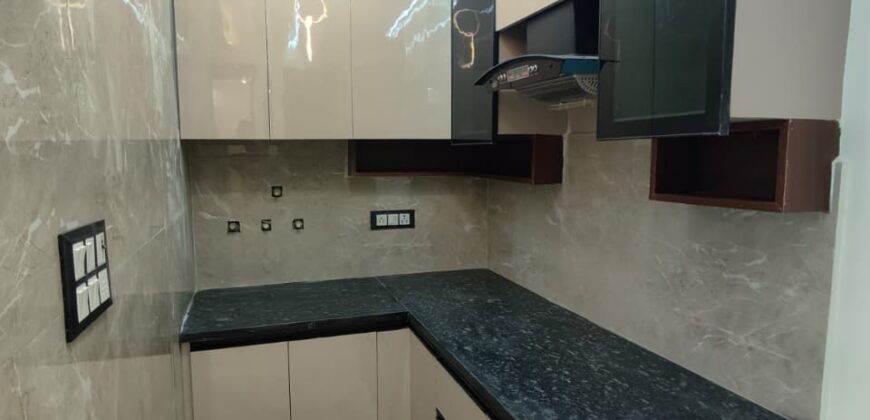 Low Budget 2 BHK Flat in Uttam Nagar Near Metro Station