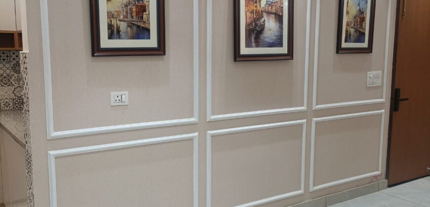 Independent 4BHK Flat in Bharat Vihar, Old Palam Road | Near Sec-14 Dwarka Metro