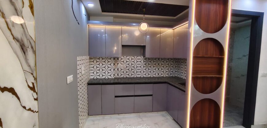 Affordable 2 BHK Flat in Uttam Nagar Delhi | Best Deal