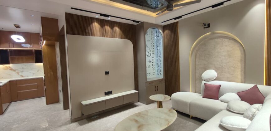 Luxury Front-Side 4 BHK Flat in Delhi | Book Your Dream Home