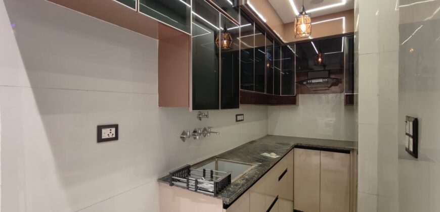 Modern L-Type 3BHK Flat for Sale in Mohan Garden with Excellent Ventilation