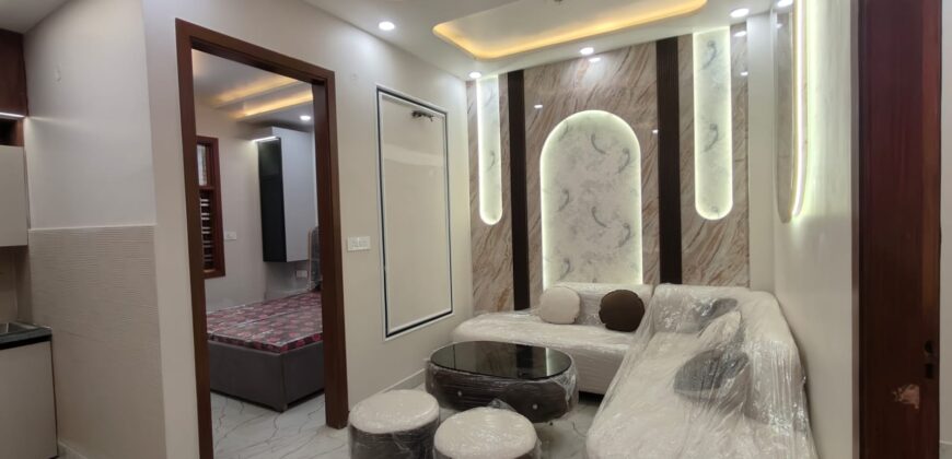 Affordable 2 BHK Flat in Mohan Garden, Uttam Nagar – Ready to Move