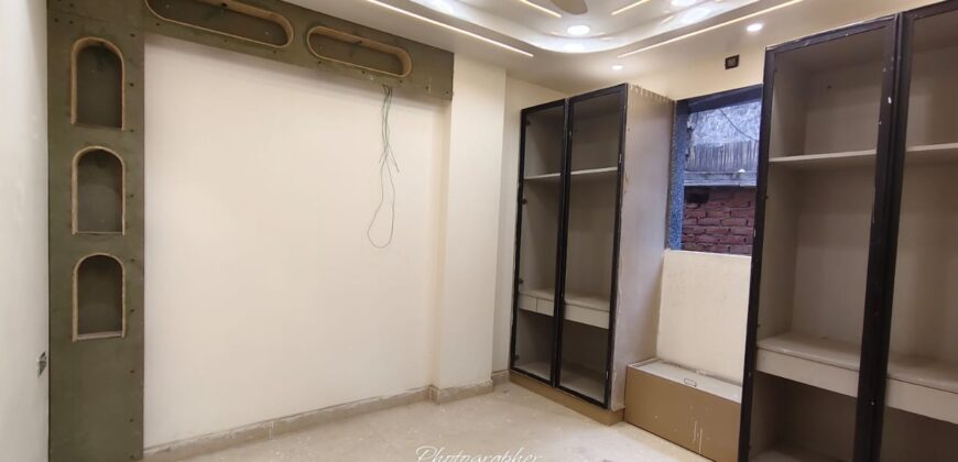 Premium 3BHK Flat in Mansa Ram Park, Uttam Nagar, Delhi – For Sale