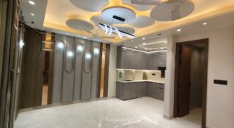 L-Corner 2BHK Flat for Sale in Mohan Garden, Uttam Nagar, Delhi – Prime Location