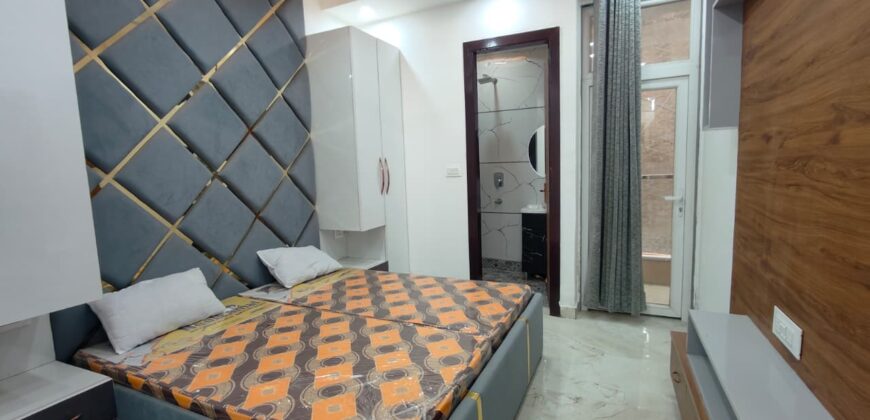 Independent 4 BHK Flat for Sale – Kiran Garden, Uttam Nagar, Delhi