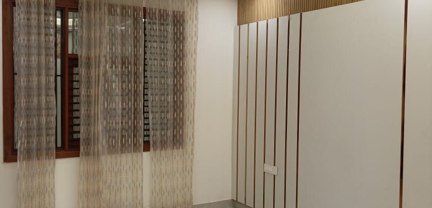 Spacious L-Type 4 BHK Flat for Sale in Tara Nagar, Old Palam, Delhi