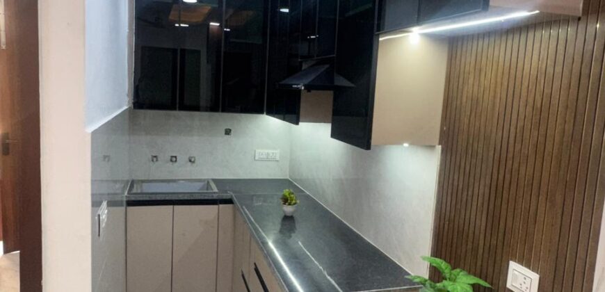 Front Side 2 BHK Flat for Sale in Vipin Garden, Dwarka Mor, Delhi
