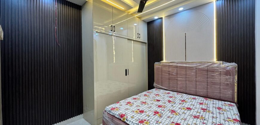 Spacious 3 BHK Flat for Sale in Dwarka Mor, Delhi – Gated Community