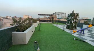 Spacious 3 BHK with Beautiful Terrace Garden in Delhi