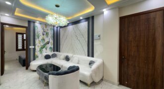 Luxury L-Corner 3 BHK Home in Prime Location with Metro Connectivity