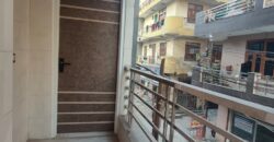 Front Side 3BHK Flat in Mohan Garden, Uttam Nagar, Delhi