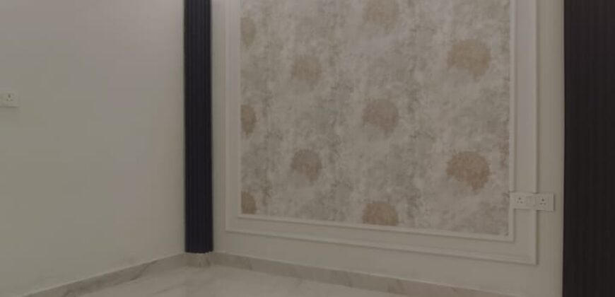3 BHK Independent Flat in Delhi | Best Location