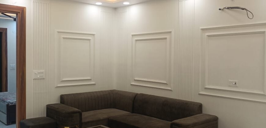 Two-Side Open 4 BHK Flat in Bharat Vihar, Old Palam Road, Delhi