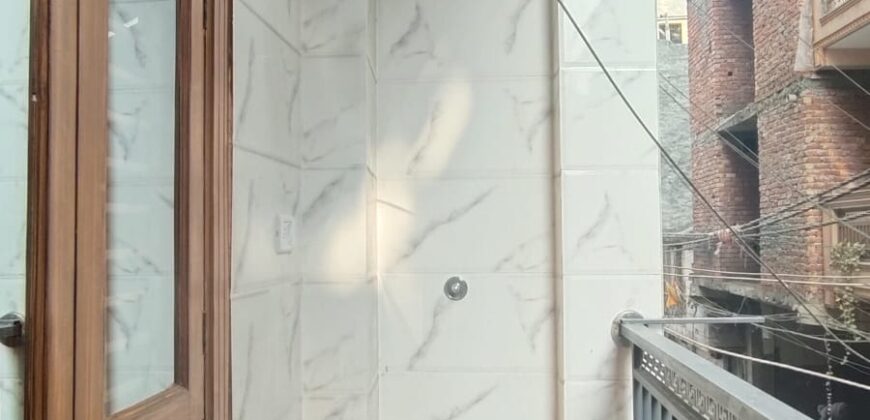 2 BHK Flat Near Uttam Nagar West Metro Station | Ready to Move