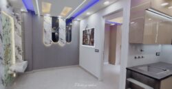 Front Side 3 BHK Flat in Uttam Nagar with Lift & Car Parking