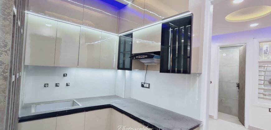 2 BHK Flat for Sale in Uttam Nagar, Delhi – Prime Location