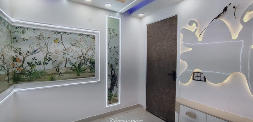 1 BHK Flat for Sale in Mohan Garden, Dwarka Mor – Affordable & Ready to Move