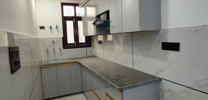 2 BHK Flat for Sale in Sidhatri Enclave, Mohan Garden – Delhi