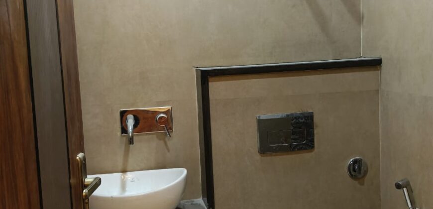 2 BHK Flat for Sale in Vipin Garden, Dwarka Mor, Delhi